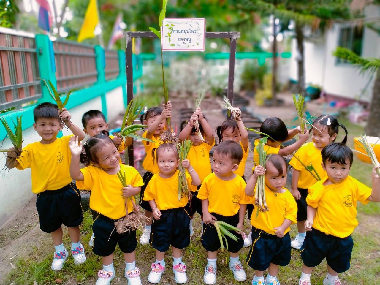 โครงการ 1 อปท. 1 สวนสมุนไพร เฉลิมพระเกียรติพระบาทสมเด็จพระเจ้าอยู่หัว เนื่องในโอกาสพระราชพิธีมหามงคลเฉลิมพระชนมพรรษา 28 กรกฎาคม 2567