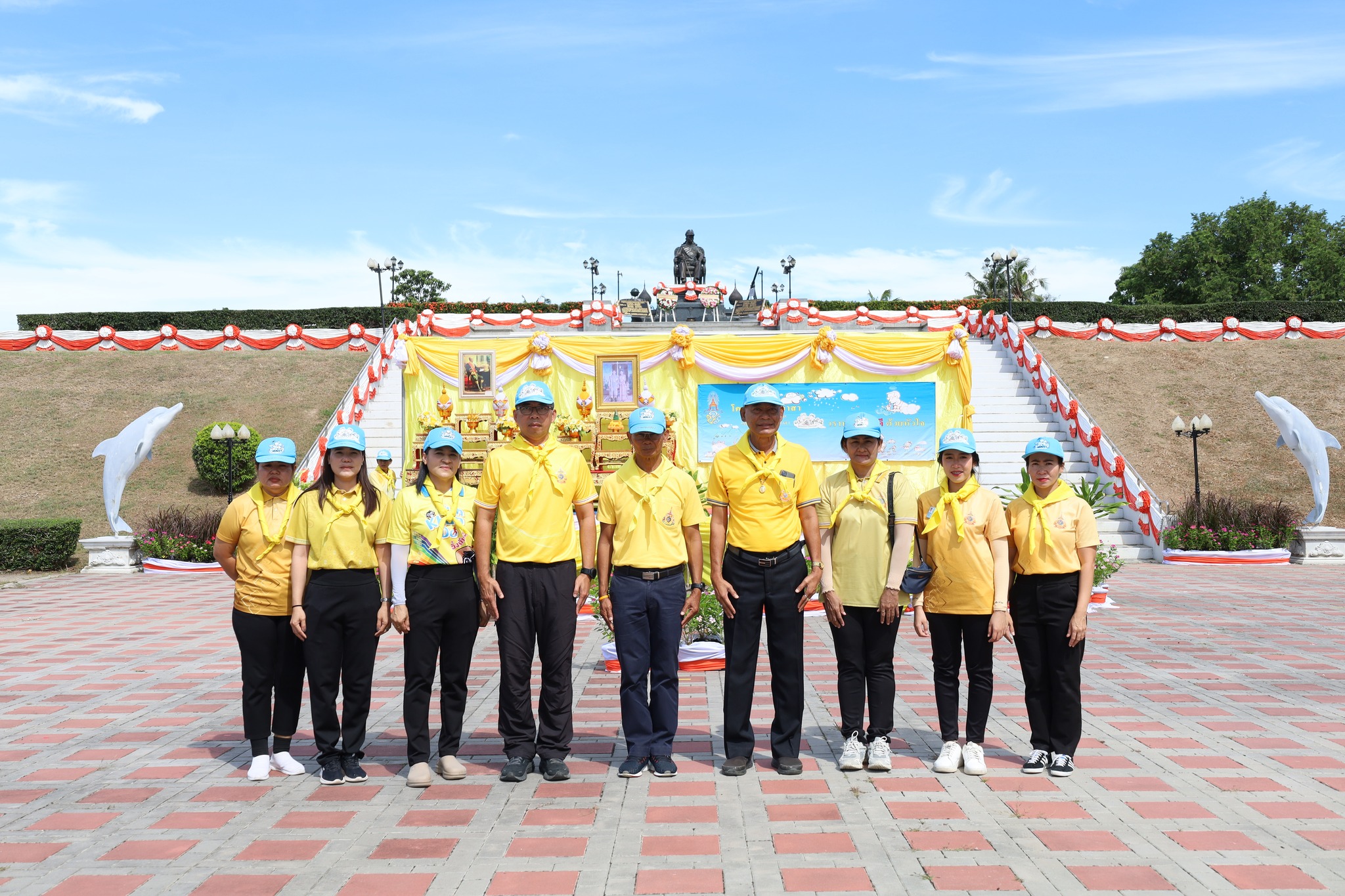 กิจกรรมพัฒนาปรับปรุงภูมิทัศน์ บริเวณลานพระบรมราชานุสาวรีย์ พระบาทสมเด็จพระจอมเกล้าเจ้าอยู่หัว รัชกาลที่ 4 อุทยานวิทยาศาสตร์พระจอมเกล้า