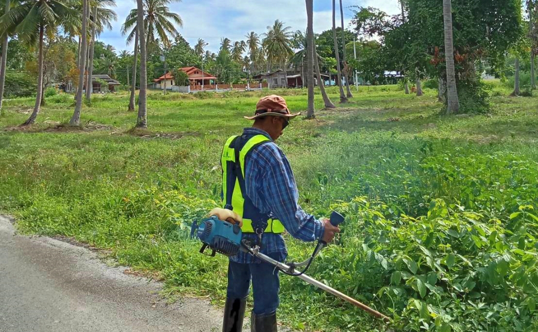 ปรับปรุงภูมิทัศน์ โดยการตัดหญ้าสองข้างทางสายจันทรวงค์-บุญพามี และสายมะขามหมู่ หมู่ที่ 5 บ้านห้วยใหญ่ หมู่ที่ 7 บ้านสวนขวัญ และหมู่ที่ 9 บ้านหนองน้ำขาว