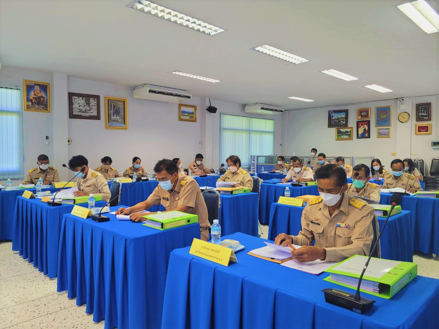 ประชุมสภาองค์การบริหารส่วนตำบลคลองวาฬ สมัยสามัญ สมัยที่ 2 ประจำปี 2565