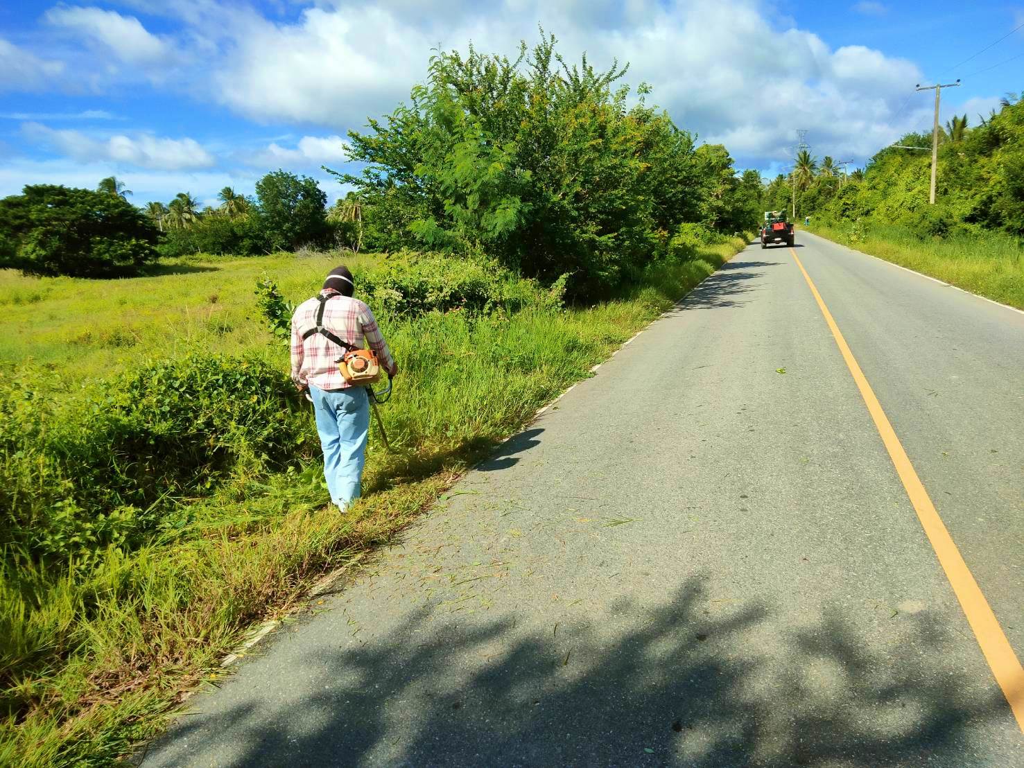 ปรับปรุงภูมิทัศน์สายด่านสิงขร-ทางหวาย หมู่ที่ 3 บ้านทางหวาย