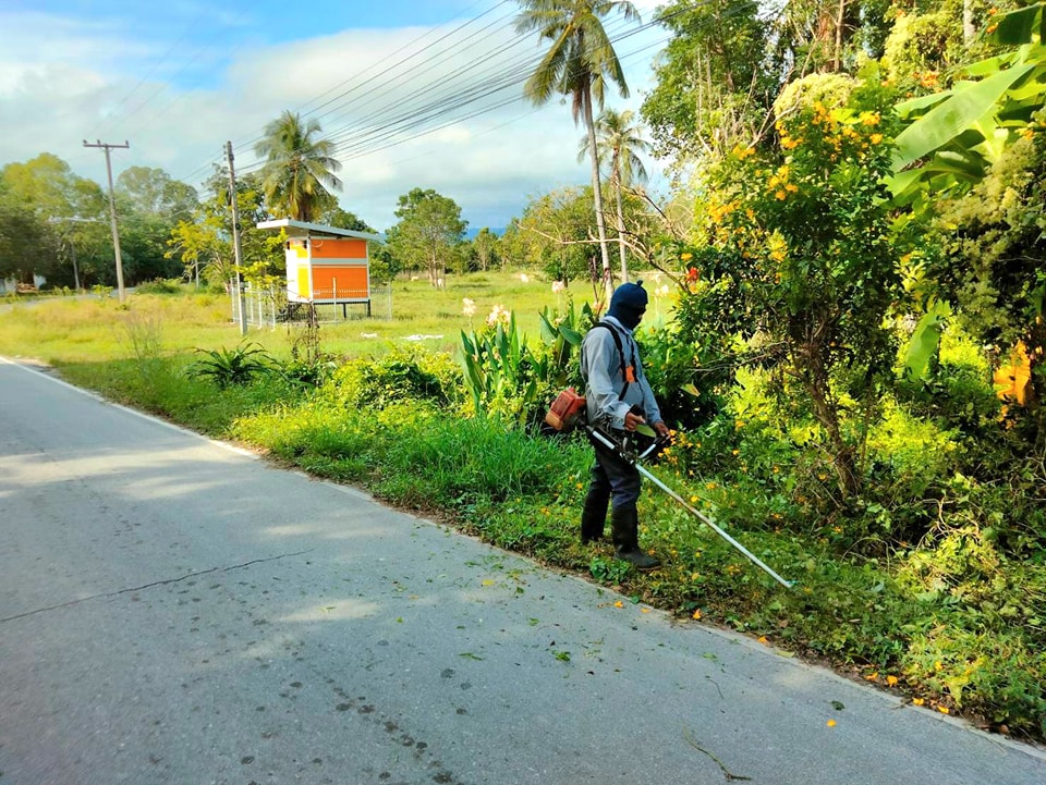 ปรับปรุงภูมิทัศน์สายข้างวัดด่านสิงขร หมู่ที่ 5 บ้านห้วยใหญ่ และสายมะขามโพรง-ตม. หมู่ที่ 6 บ้านด่านสิงขร