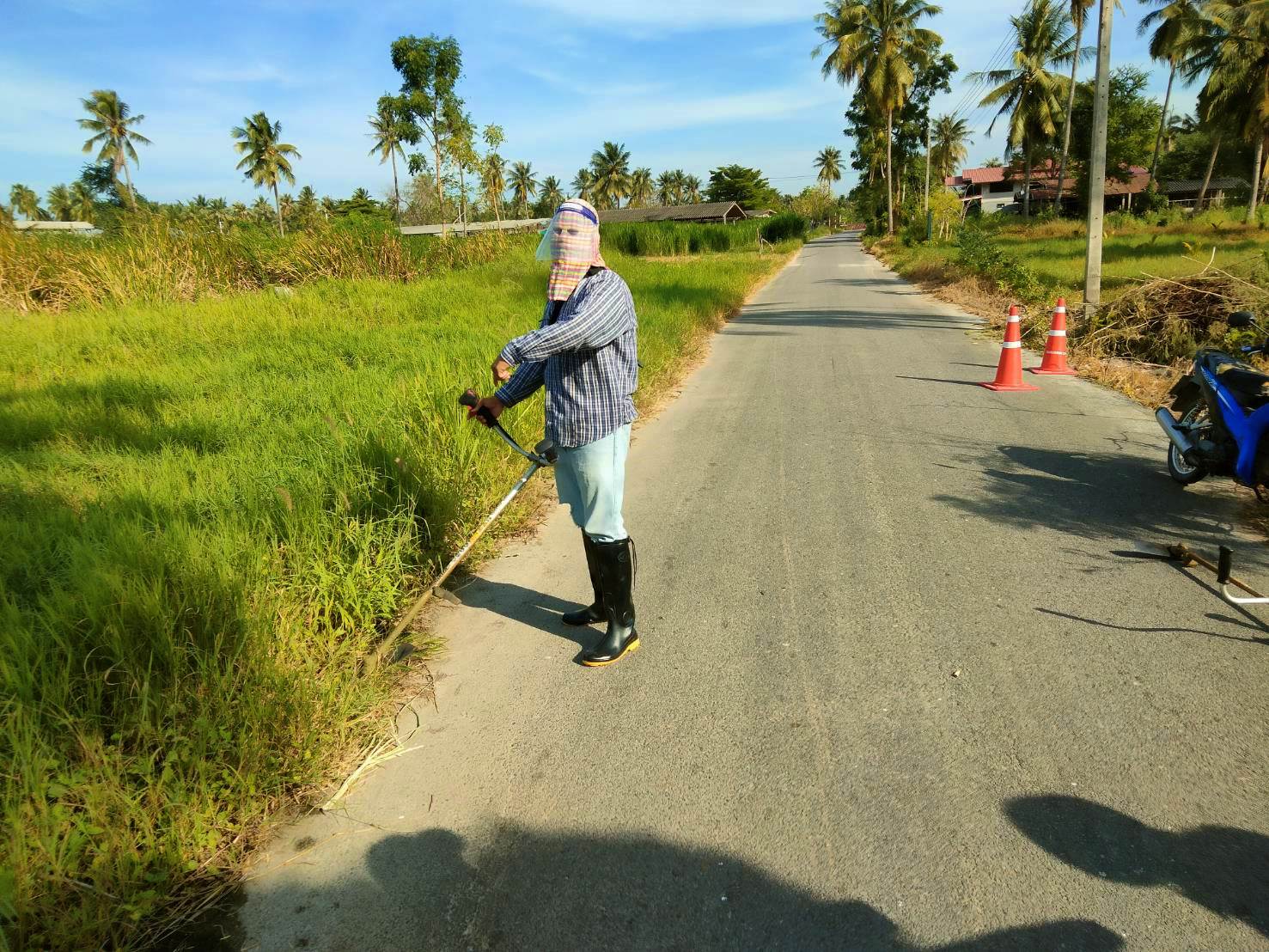 ปรับปรุงภูมิทัศน์สายประชารังสรรค์-ไร่คลอง หมู่ที่ 7 บ้านสวนขวัญ