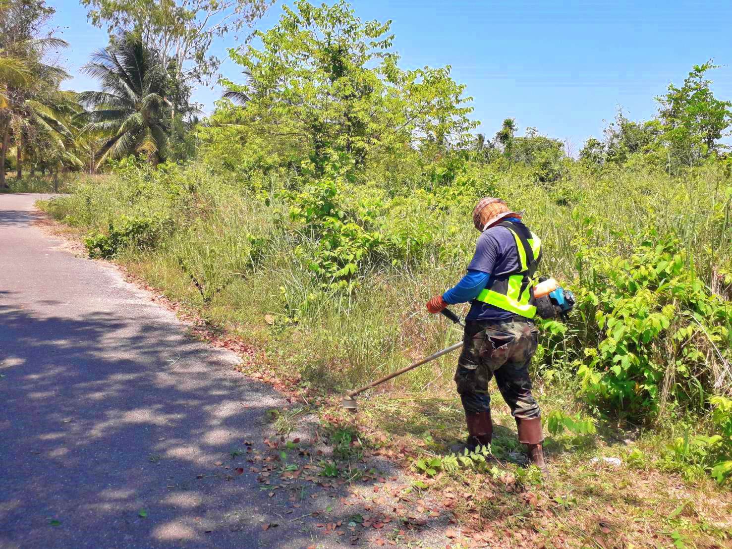 ปรับปรุงภูมิทัศน์ สายหนองหญ้าปล้อง หมู่ที่ 3 บ้านทางหวาย และซอยนายโชค หมู่ที่ 5 บ้านห้วยใหญ่