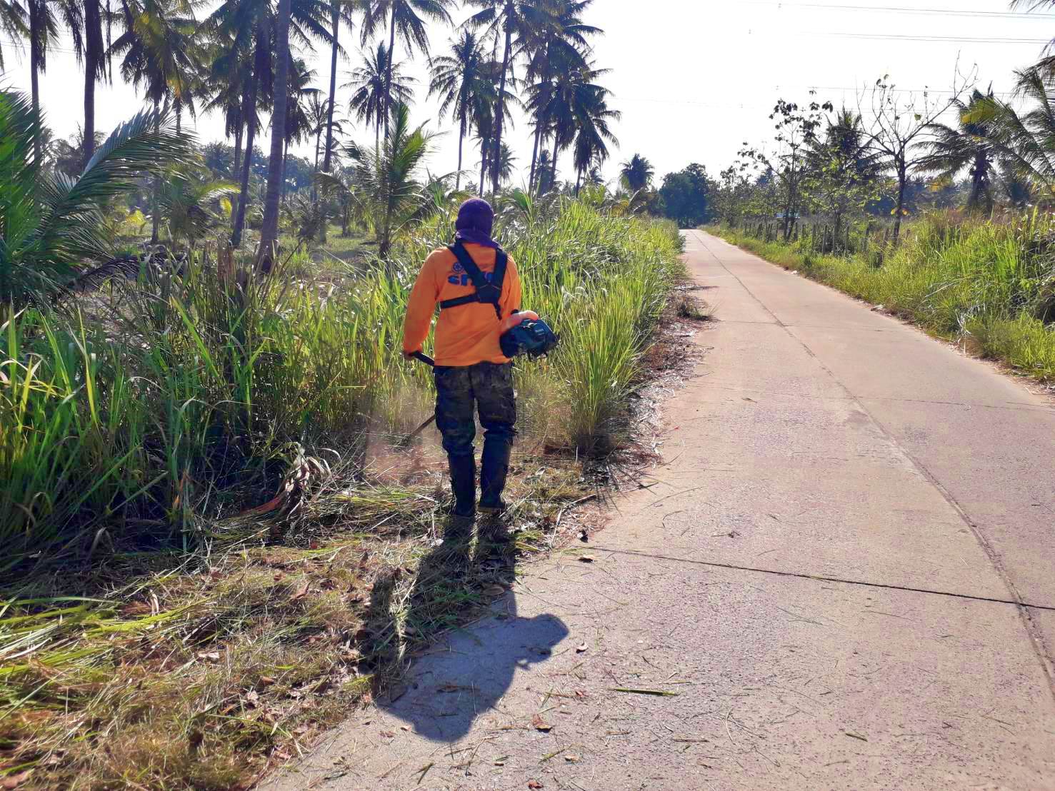 ปรับปรุงภูมิทัศน์ซอยนางวิเชียร หมู่ที่ 5 บ้านห้วยใหญ่