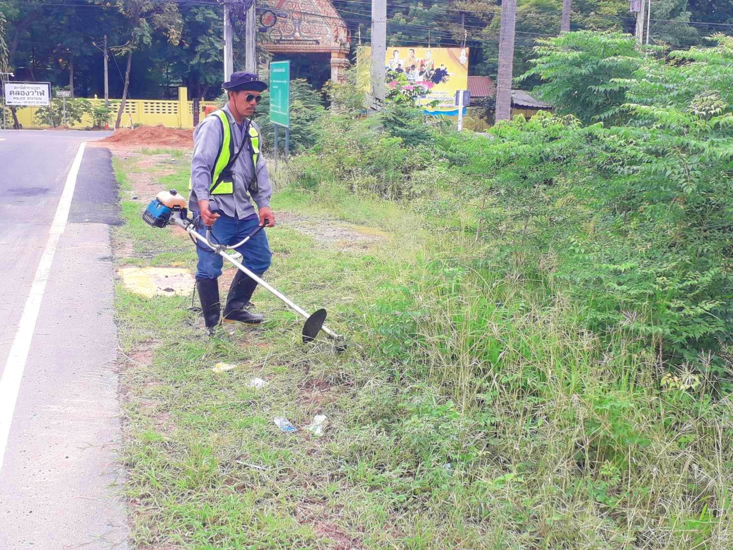 ปรับปรุงภูมิทัศน์ สายนาทอง-คลองวาฬ และสะพานขาว-กองบิน หมู่ที่ 1 บ้านคลองวาฬ