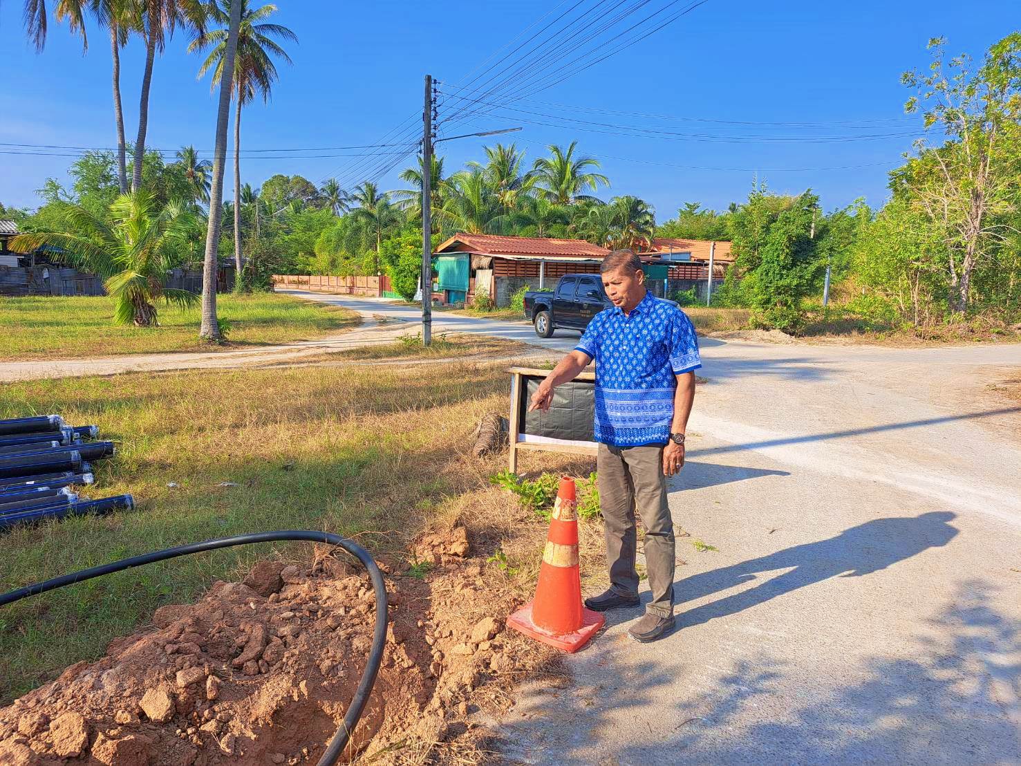 ลงพื้นที่ตรวจสอบการวางท่อน้ำประปาขยายเขตจ่ายน้ำประปาส่วนภูมิภาค